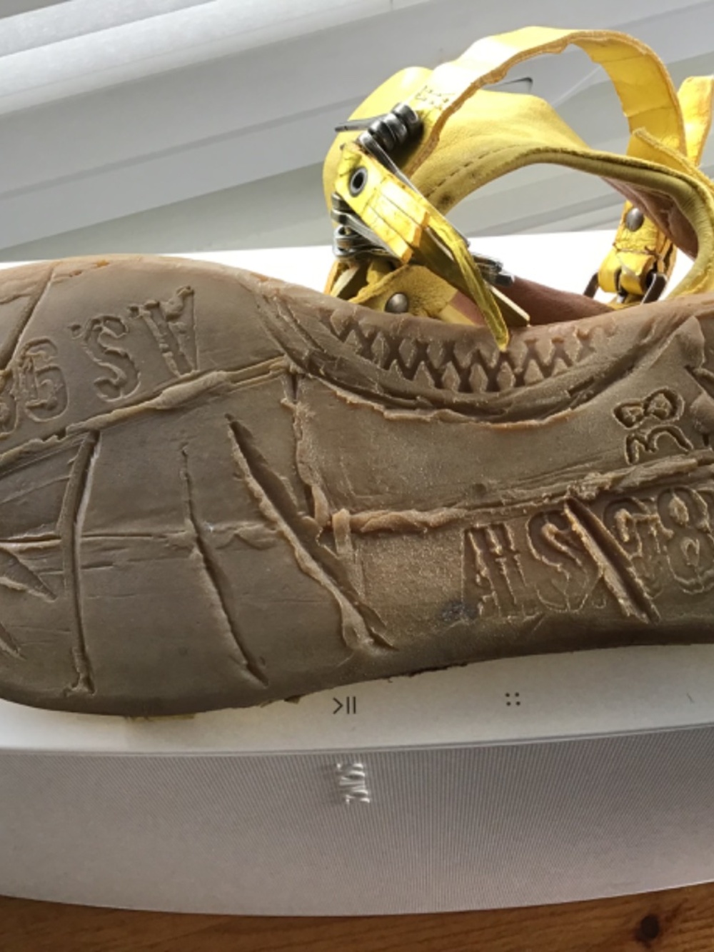 AS98 Sandals - Picture 9 of 9
